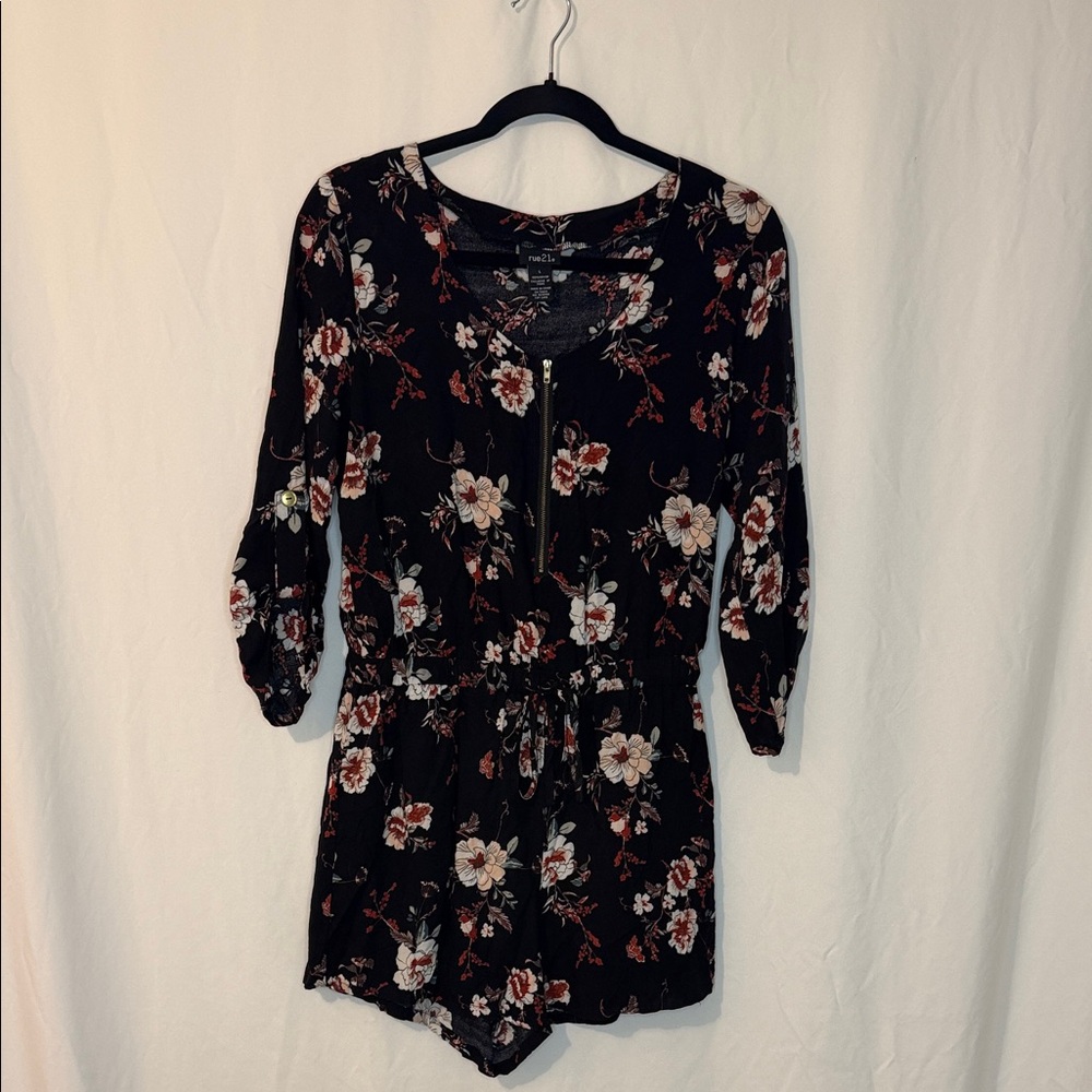 Rue21 Black Floral Print Short Romper Long Sleeve